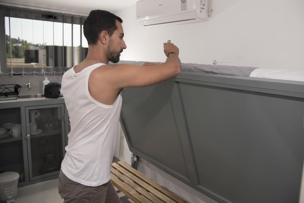 Monastiraki Citycenter Sleepbox- Unspoiled Athens Apartments Eksteriør billede